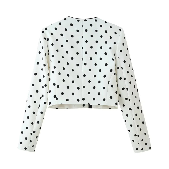 Women's short-cut bolero jacket with round neckline, concealed front placket, and discreet piping Mune Fashion