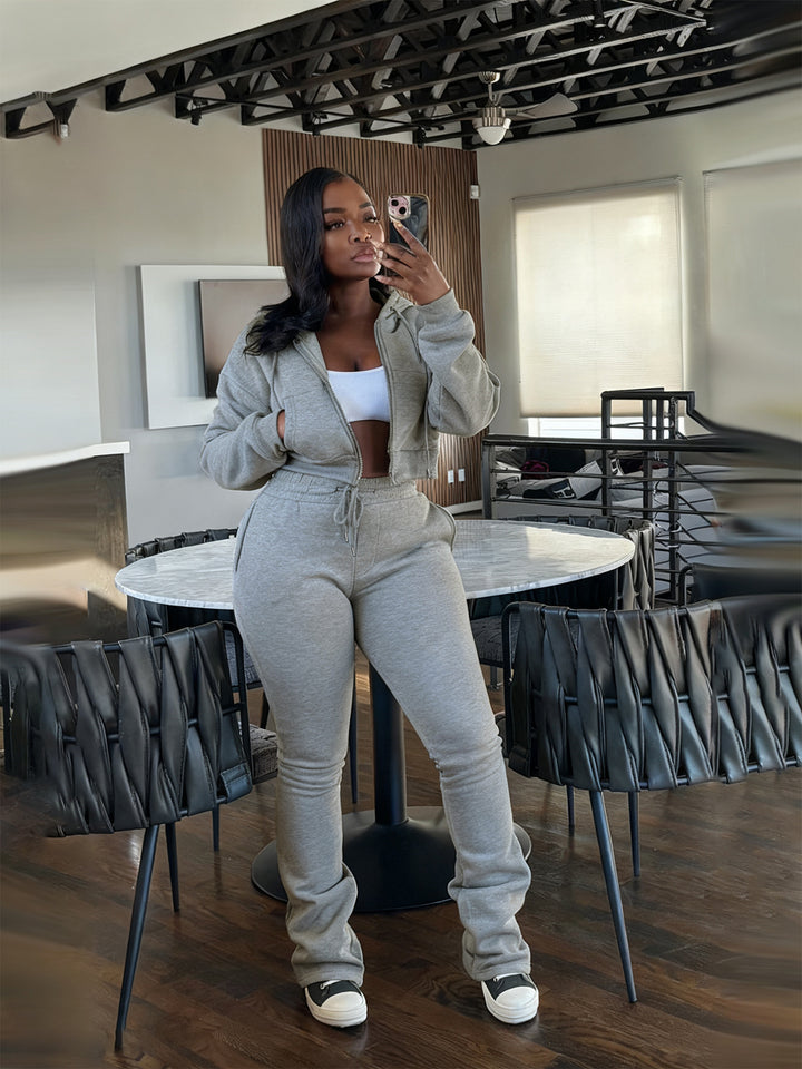 Women's cropped zip hoodie and high-waist jogger set with drawstring and lightly gathered ankle cuffs Mune Fashion