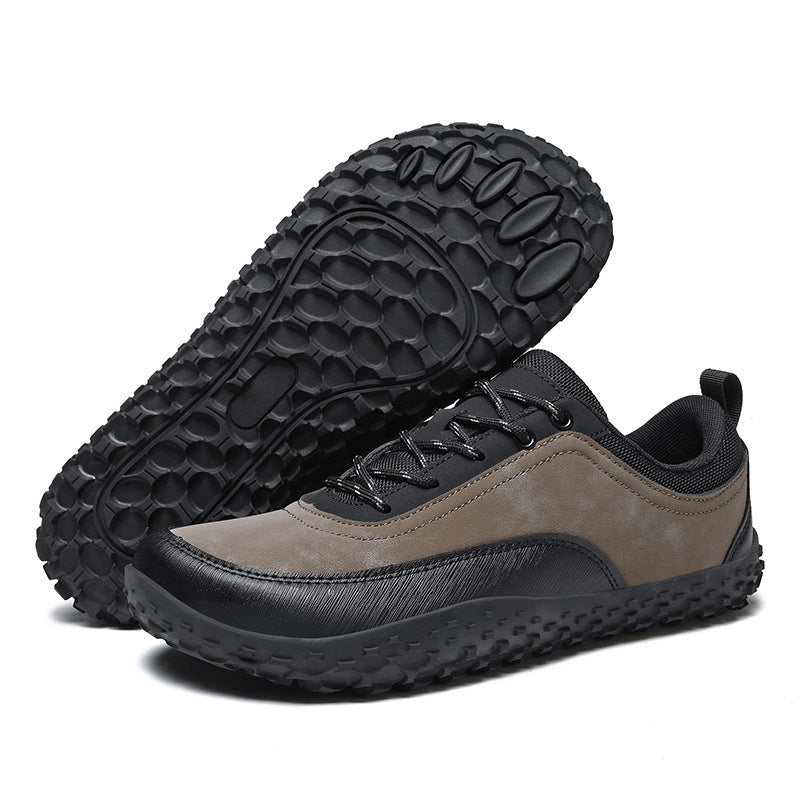 Men's robust urban trekking shoe with rubberized toe cap and grippy multi-terrain outsole Mune Fashion