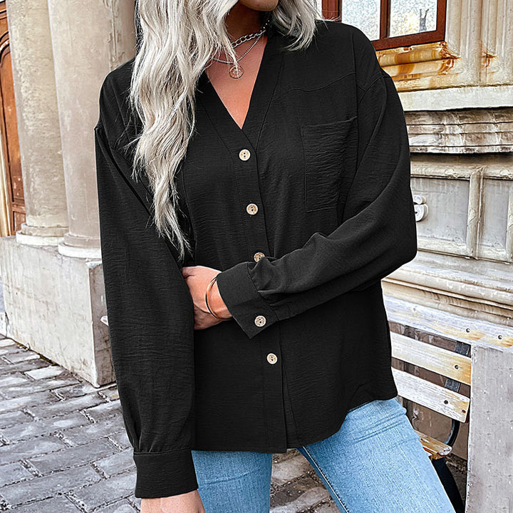 Women's Oversize Crinkle Shirt Blouse with V-Neck, Visible Button Placket and Chest Pocket Mune Fashion