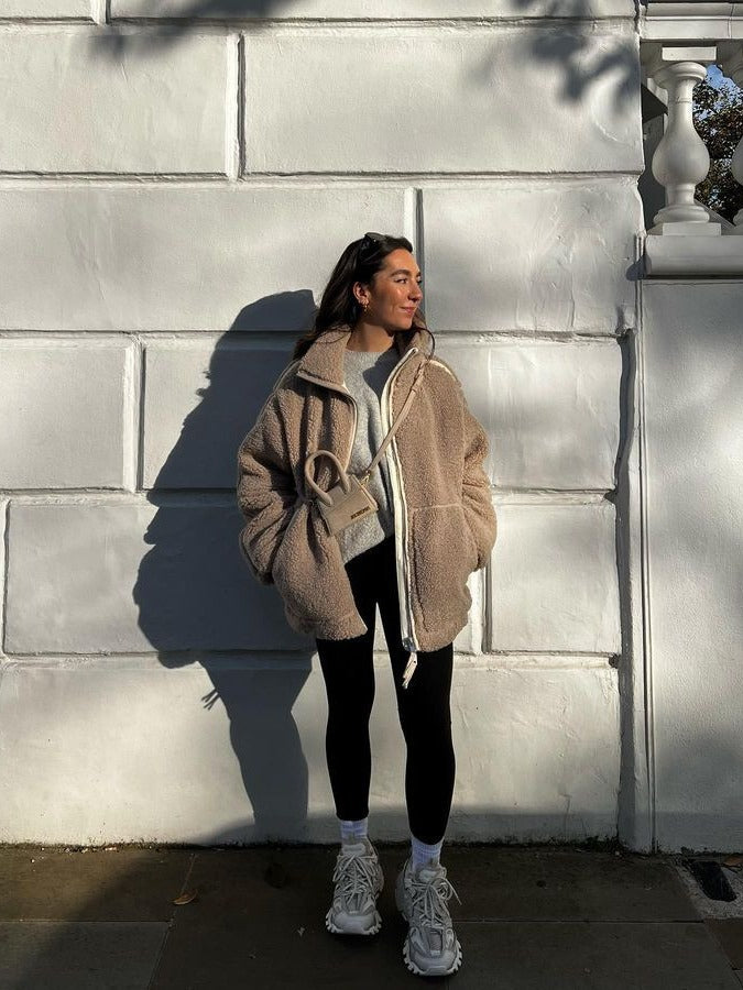 Women's oversized Sherpa outdoor jacket with two-way zip, high stand-up collar and concealed slit pockets Mune Fashion