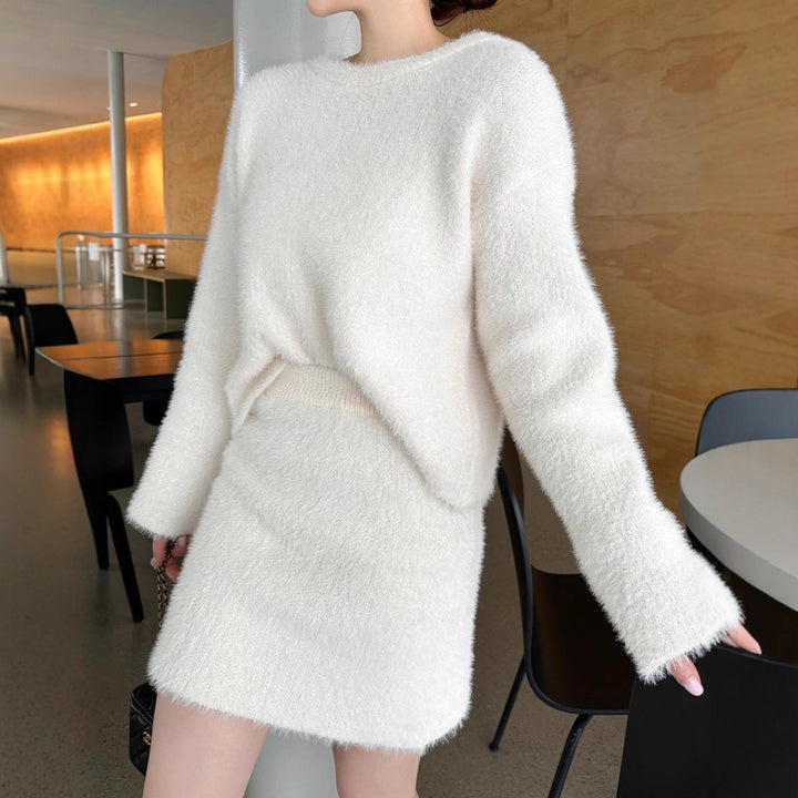 Women's Cozy Fleece Two-Piece Set with Oversized Sweater and Mini Skirt Mune Fashion