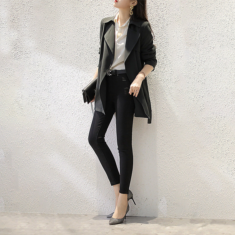 Women's Elegant Trench Coat with Waist Belt and Practical Pockets Mune Fashion
