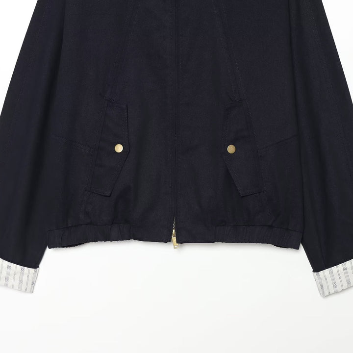 Women's Cropped Boxy Field Jacket with Stand-Up Collar, Patch Pockets and Golden Details Mune Fashion