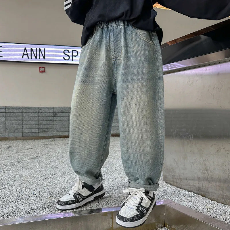 Women's casual baggy jeans with unique comic print Mune Fashion