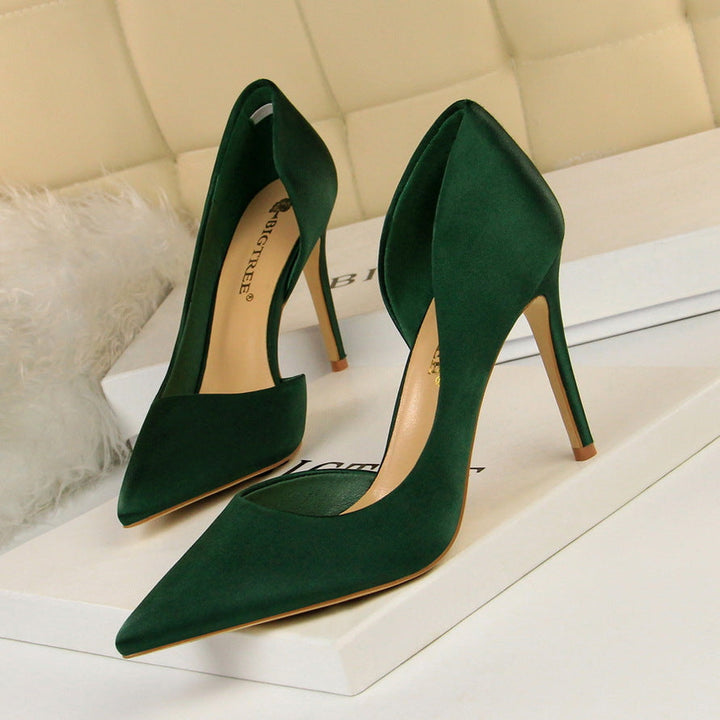 Ladies Elegant Stiletto Pumps with Open Heel and Pointed Design Mune
