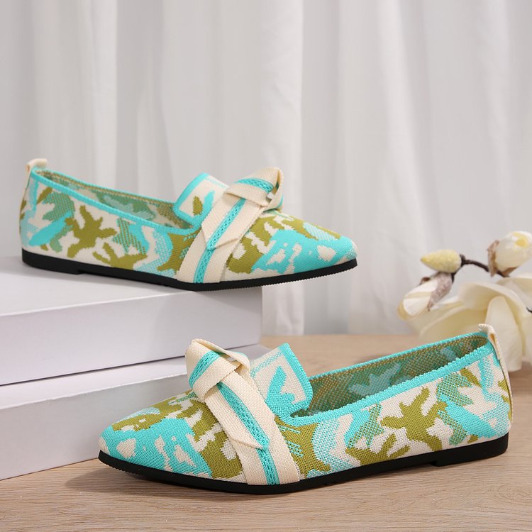 Women's woven lace slippers with decorative bow and padded comfort footbed Mune Fashion