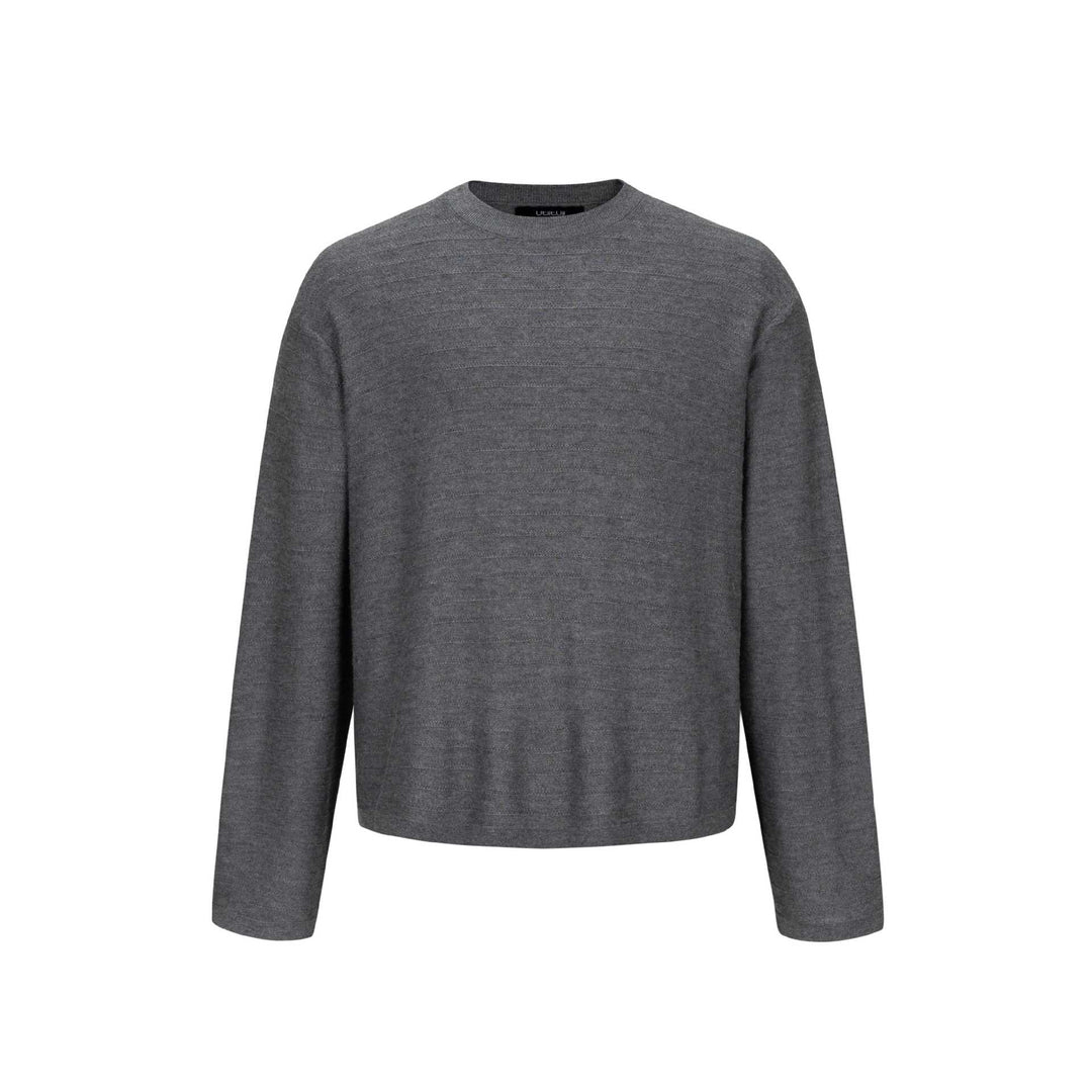 Unisex fine knit crew neck pullover with fine vertical texture and straight hem Mune Fashion