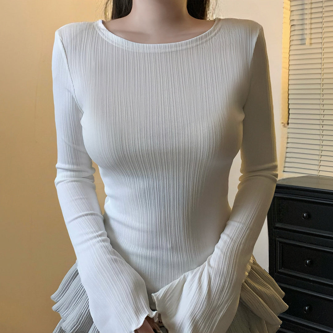 Women's fitted ribbed longsleeve with fine ribbed texture and wavy hem Mune Fashion