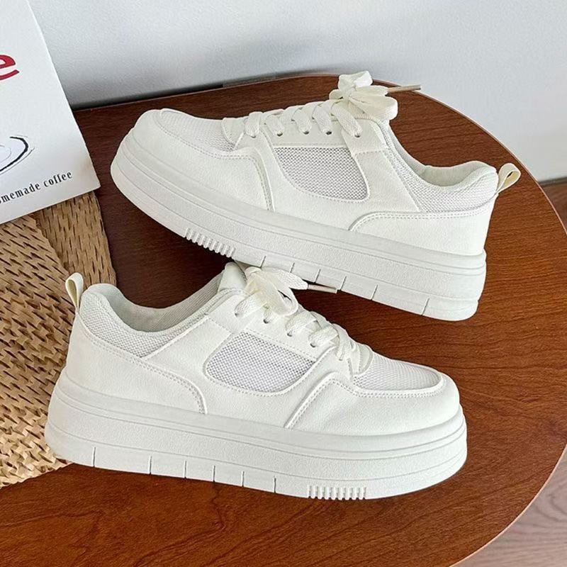 Women's fashionable sneakers with breathable textile upper and comfortable outsole Mune Fashion