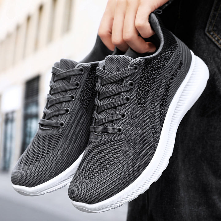 Men's lightweight knit sneakers with sock-like shaft, seamless upper material, and reactive EVA cushioning Mune Fashion
