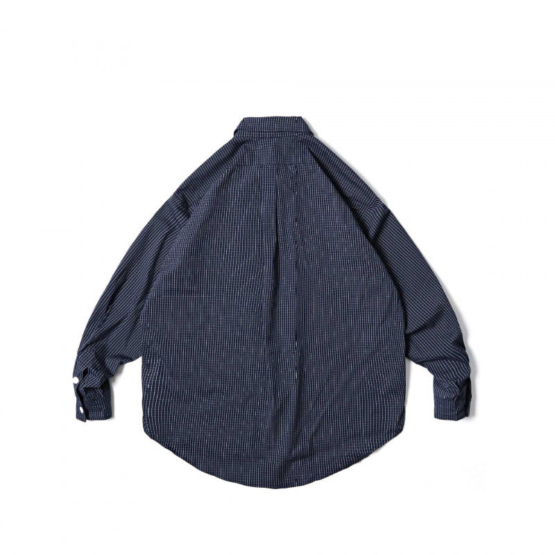 Unisex Oversize-checkered Shirt with rounded hem and appliquéd chest pockets Mune Fashion