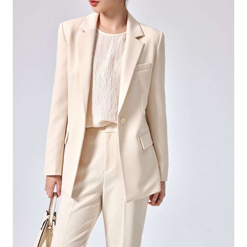 Women's Tailored Midi-Length Business Blazer with Notched Collar and Shaping Darts Mune Fashion