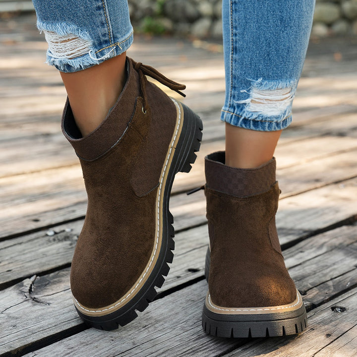 Women's short suede ankle boot with robust profiled sole and padded shaft Mune Fashion