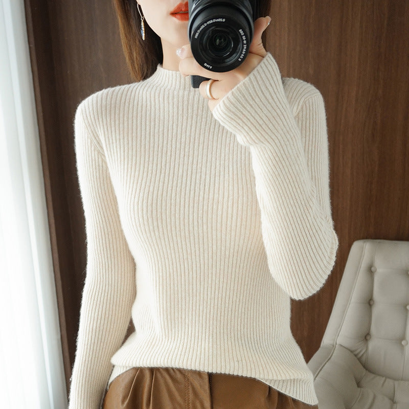 Women's luxury fine-knit pullover with narrow rib structure and short stand-up collar Mune Fashion