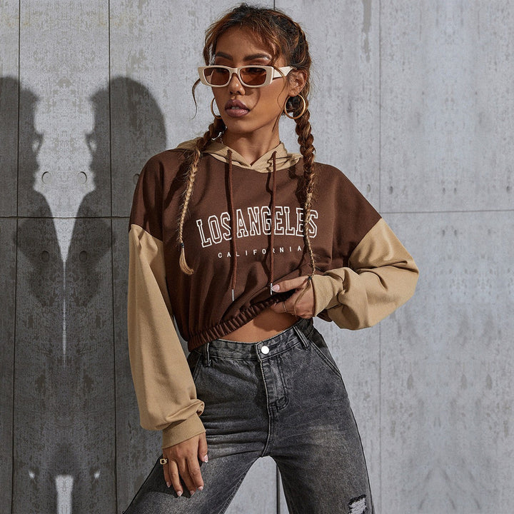 Women Fashionable cropped Hoodie with color block Mune Fashion