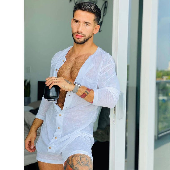 Men's comfortable short overall with round neck, continuous wooden button placket and chest pocket Mune Fashion