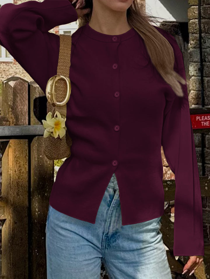 Women's fitted cardigan with asymmetric button placket and round neck Mune Fashion