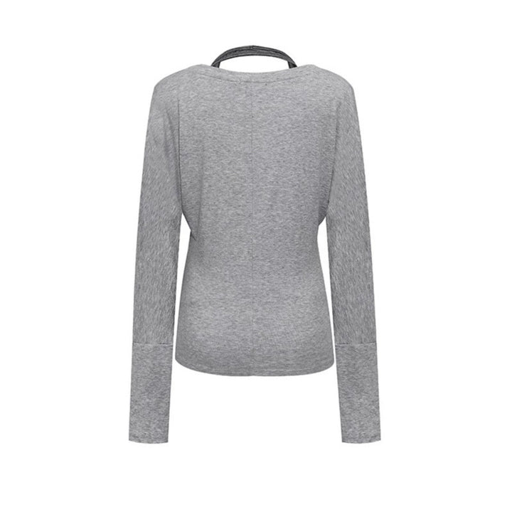 Women's layer long-sleeve shirt with deep V-neck, halter inner layer and side script print Mune Fashion