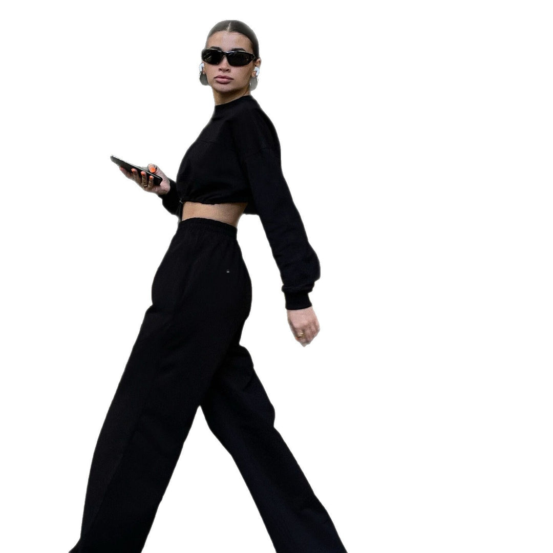Women Cropped Loungewear Set with gathered drawstring and wide high-waist pants Mune Fashion
