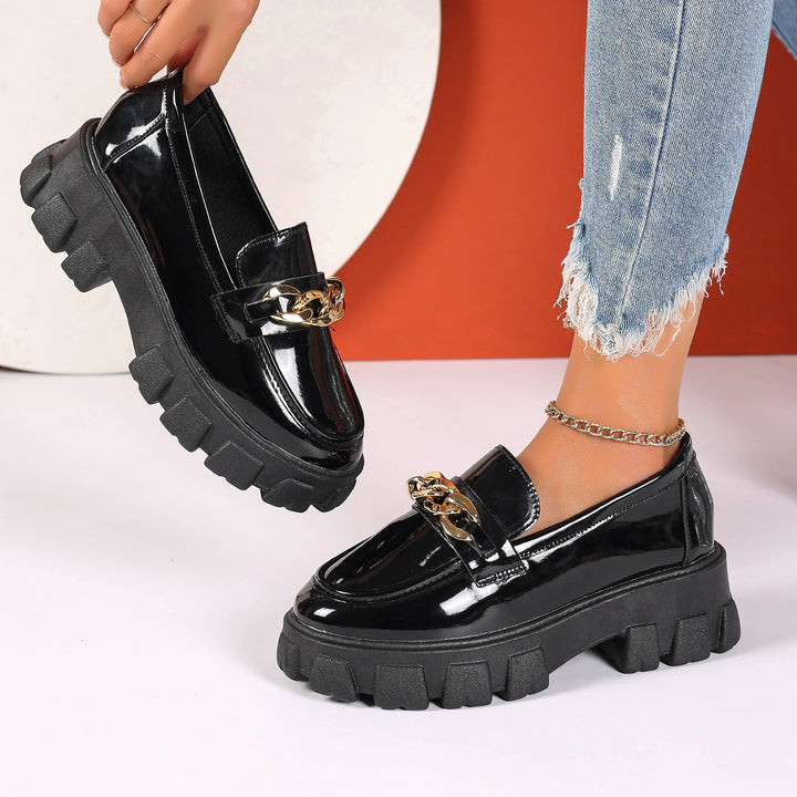 Women's trendy patent loafers with chunky profile sole and gold chain application Mune Fashion