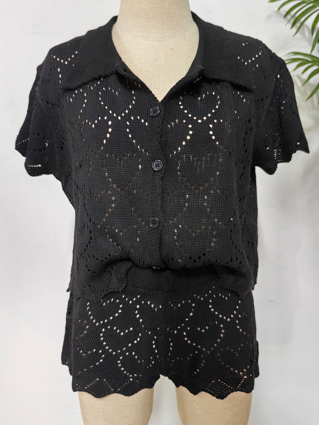 Women's airy crochet cardigan with trendy lace pattern Mune Fashion