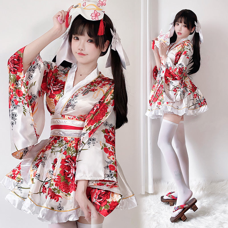 Women's traditional kimono dress with flowing sleeves and floral pattern Mune Fashion