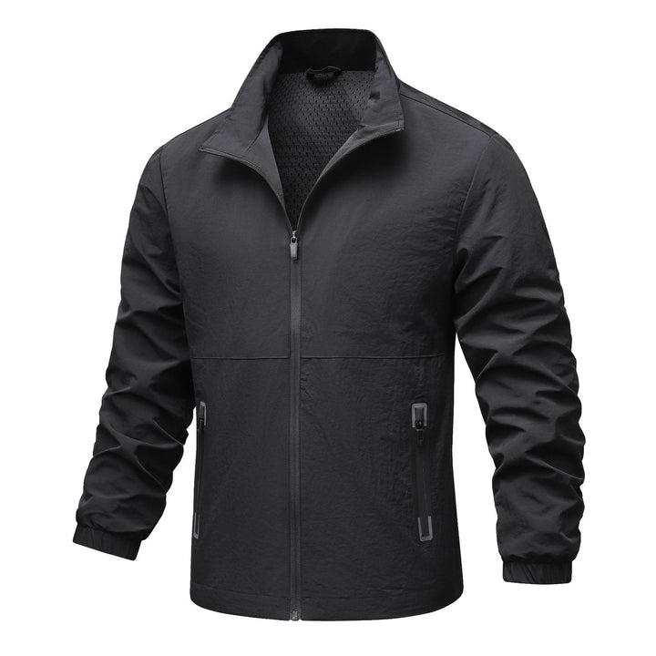 Men's lightweight technical windbreaker with mesh lining, high stand-up collar and zippered pockets Mune Fashion
