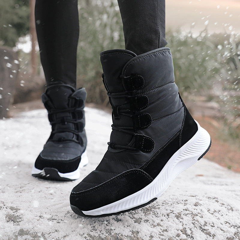 Ladies thermal snow boots with quilted insulation, teddy lining, and grippy profile sole Mune Fashion