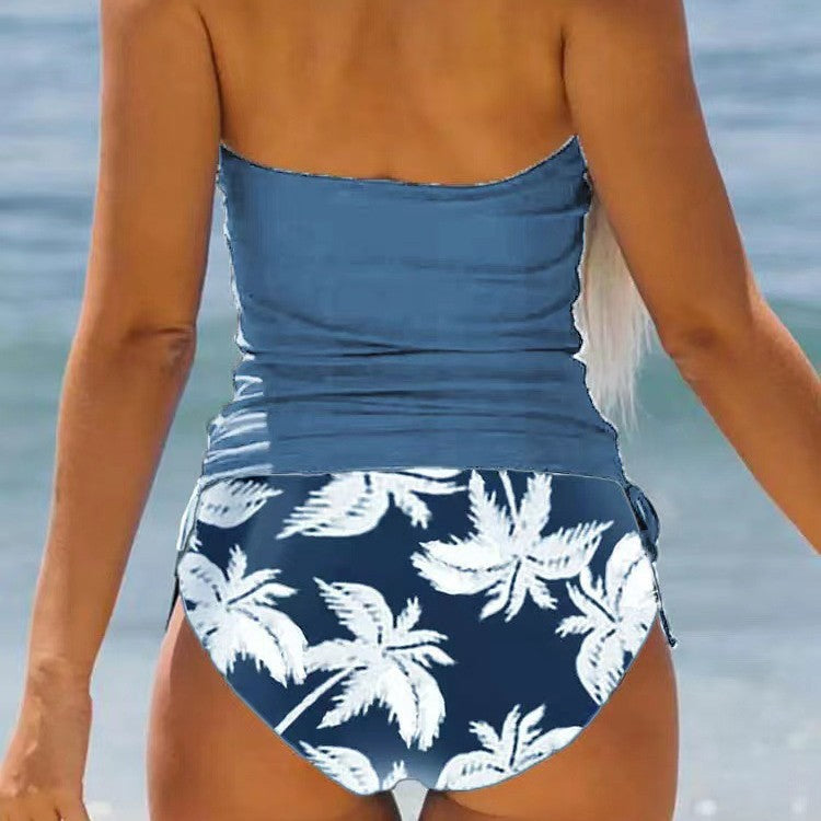 Ladies trendy bikini set with palm motif Mune Fashion