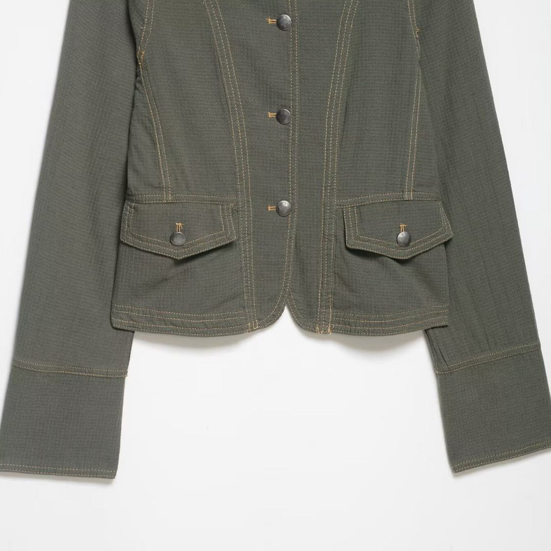 Women's short jacket in military style with stand-up collar and epaulettes Mune Fashion