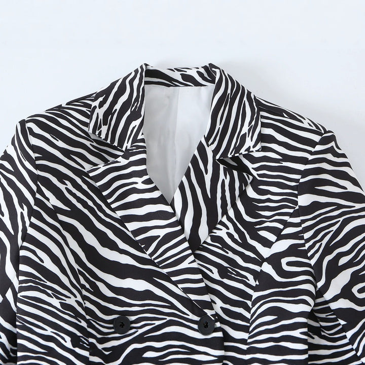 Women's Zebra Print Blazer in Tailoring Look with Double Breasted and Figure-Fitting Waist Mune Fashion