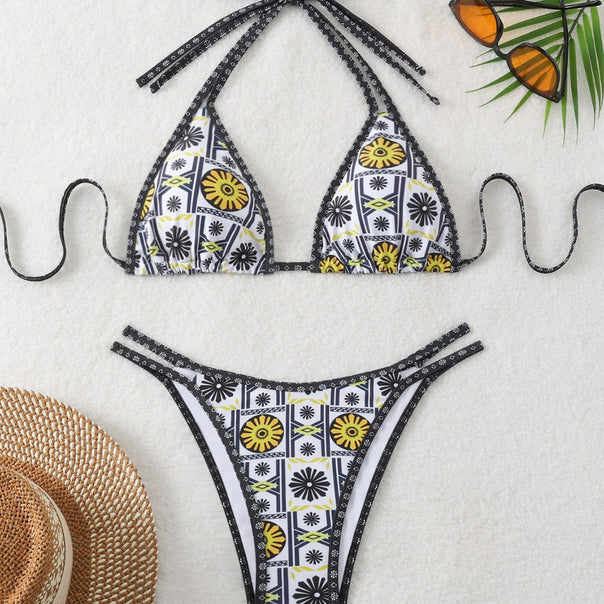 Women's Triangle Bikini with Modern Geometric Pattern Mune Fashion