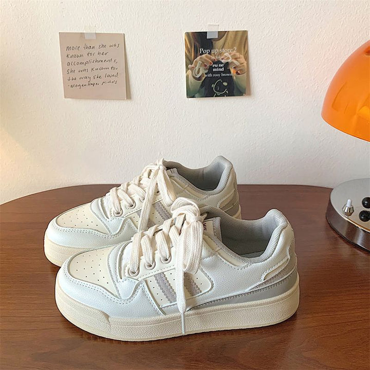 Women's Sporty Sneakers with Cushioning Comfort and Trendy Accents Mune Fashion