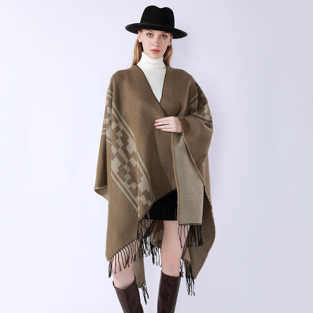 Women's Oversize Cape with geometric Jacquard, fringe hem and reversible function Mune Fashion