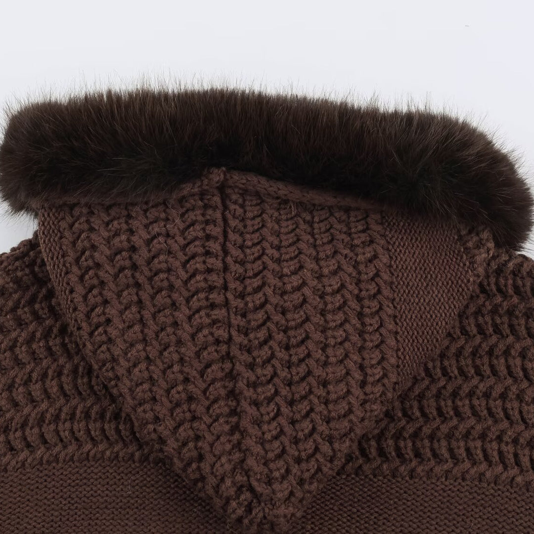 Women's chunky knit cardigan with zipper and faux fur hood Mune Fashion