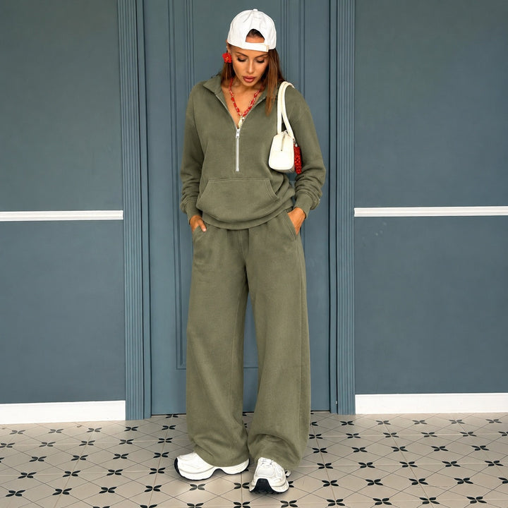 Women's casual zip sweat set with polo collar and wide jogger cut Mune Fashion