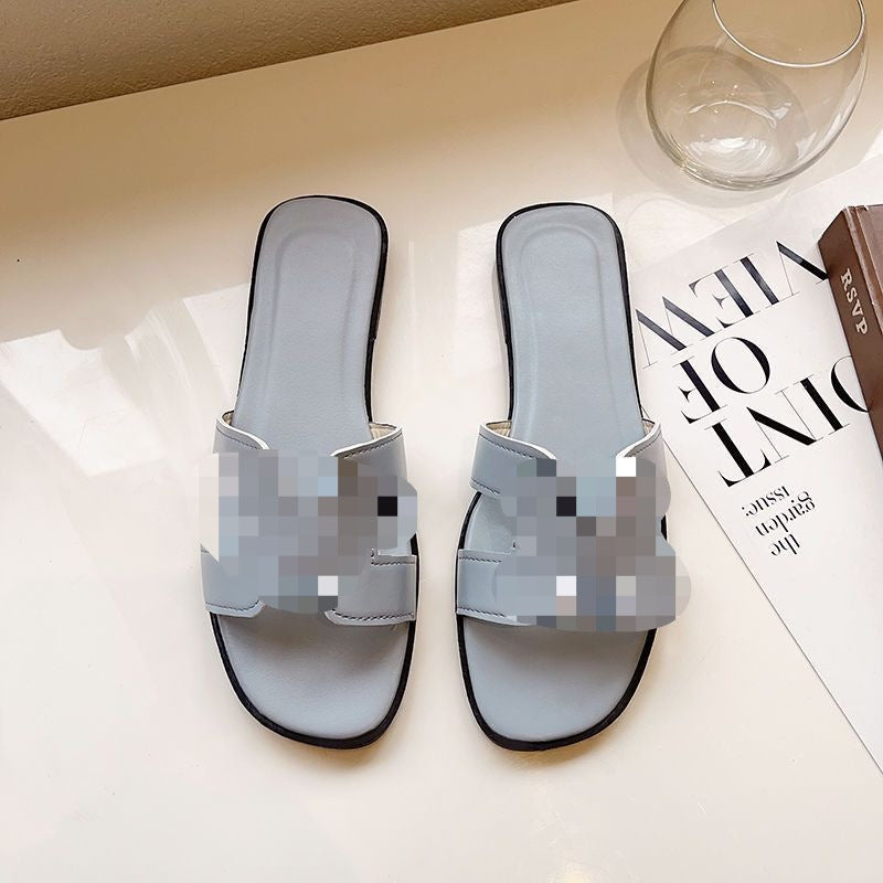 Women Flat Leather Look Slippers with Padded Footbed and Cut-Out Decorative Strap Mune Fashion