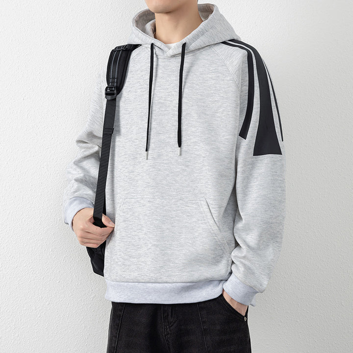 Men's hoodie with raglan sleeves, kangaroo pocket and contrast stripes Mune Fashion