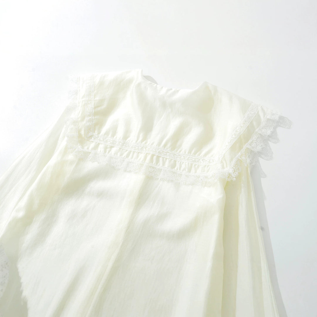 Women's blouse with large lace collar and tiered trumpet sleeves Mune Fashion