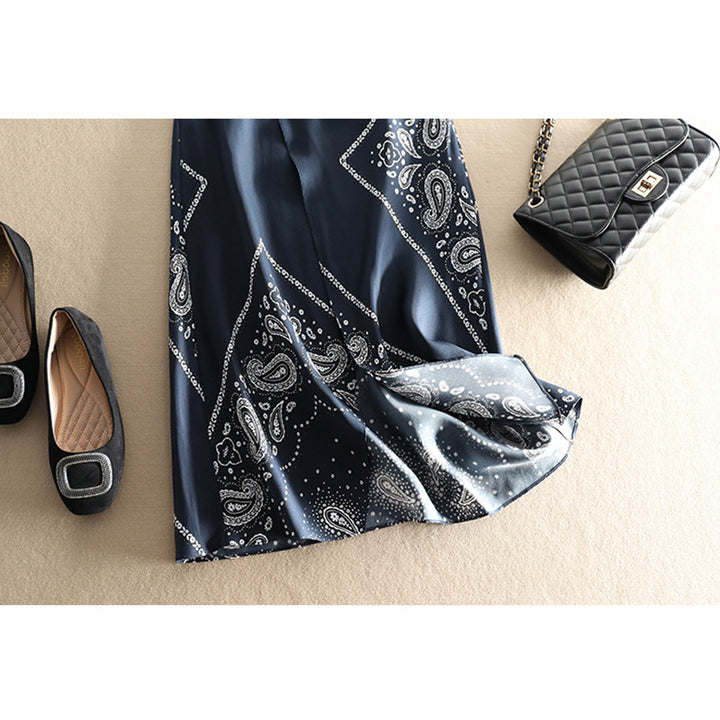 Women’s midi skirt in satin look with paisley print, bias cut & high waistband Mune Fashion