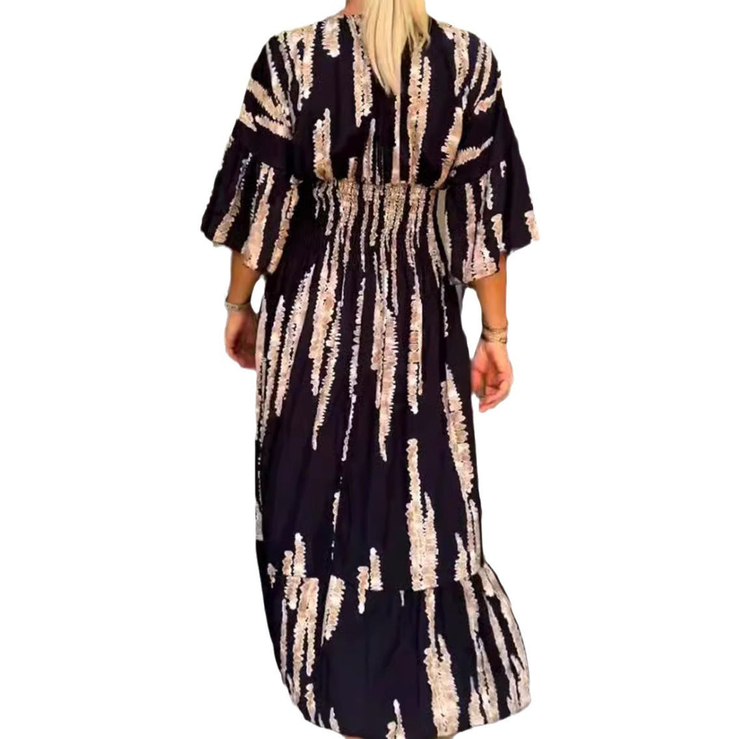 Women's maxi dress with V-neck, vertical brush print, gathered underbust seam and tiered ruffle skirt Mune Fashion