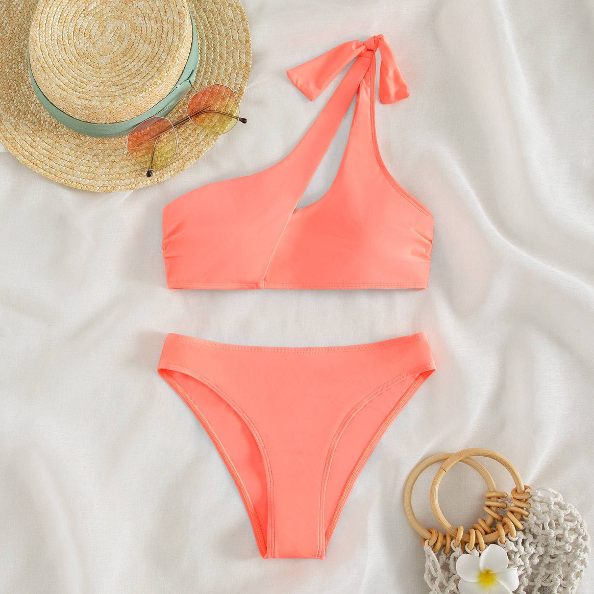 Women's asymmetrical bikini with trendy cut-outs Mune Fashion