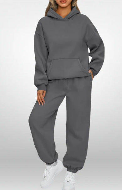 Women's oversized hoodie loungewear set with kangaroo pocket and elastic ankle cuffs Mune Fashion