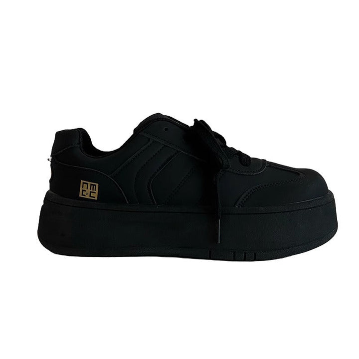 Women's sporty sneakers with reinforced sole and comfortable fit Mune Fashion