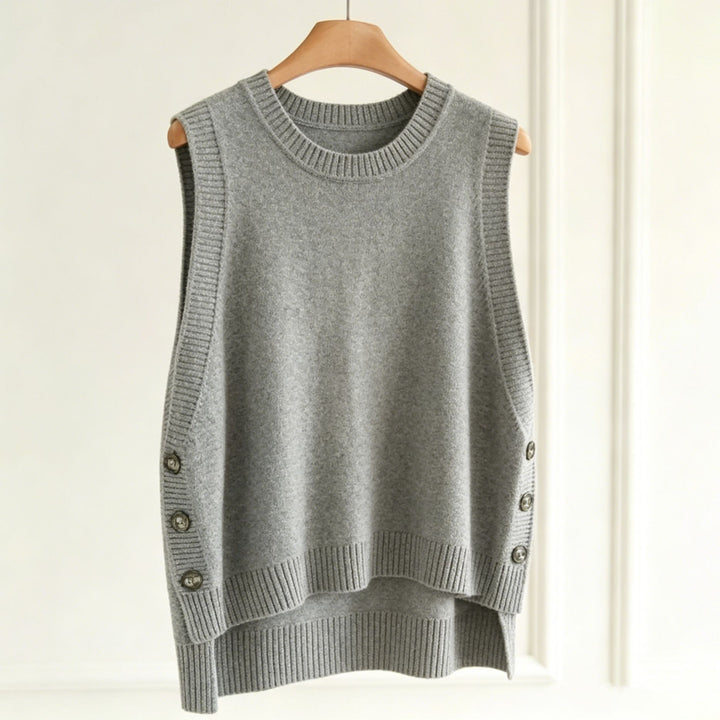 Women's knitted vest with side button plackets and round neck Mune Fashion
