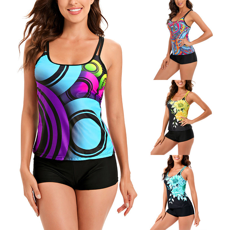 Women's Tankini Set with Floral Top and Practical Shorts Mune Fashion