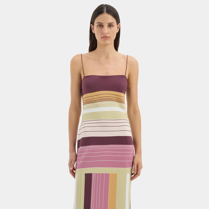 Women's figure-hugging maxi dress with spaghetti straps, straight neckline, panel stripes, and side slit Mune Fashion