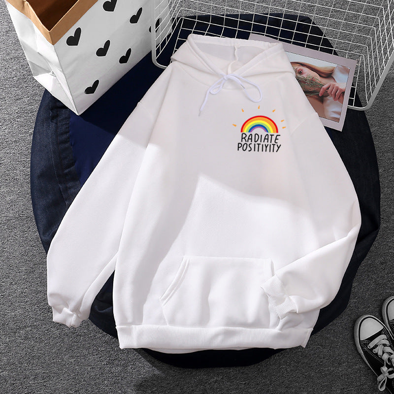 Women's loose-fitting hoodie with rainbow design, soft fleece lining and kangaroo pocket Mune Fashion