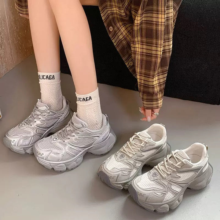 Women Comfortable Running Sneakers with Breathable Mesh Upper and Cushioning Sole Mune Fashion